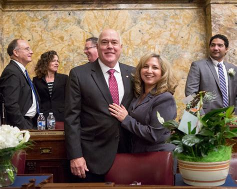 Wheeland Everett Take The Oath Of Office To Begin 2019 20 House Session Pennsylvania House