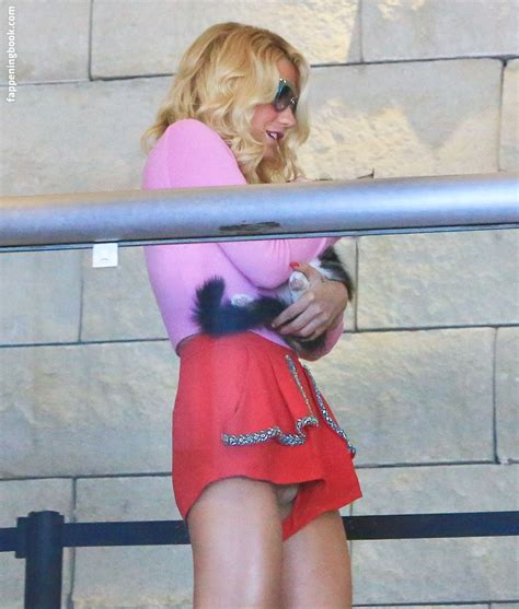 Kesha Singer