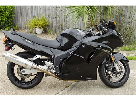 And check out the bike's reliability, repair costs, etc. 1997 Honda CBR Blackbird 1100XX for sale on 2040motos