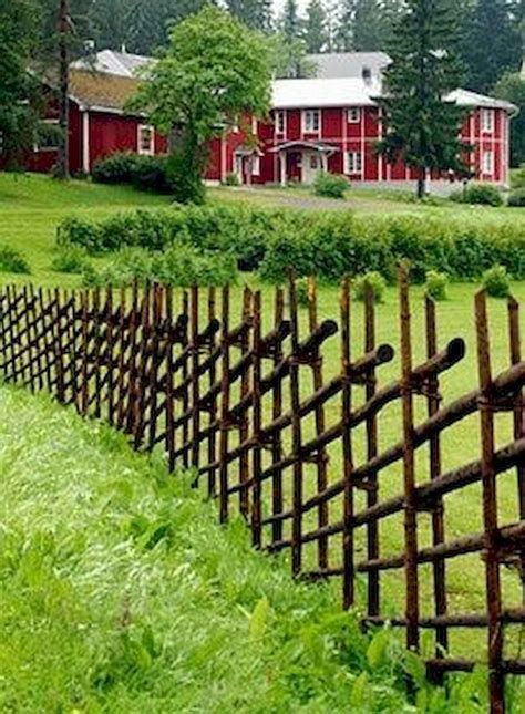 40 Unique Garden Fence Decoration Ideas 22 Fence Decor Fence