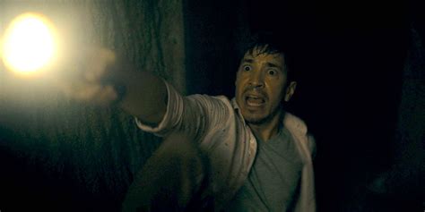 Barbarian Clip Justin Long Is In Unsettling Peril In New Horror Film
