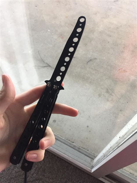 I Now Own A Butterfly Knife Remkay