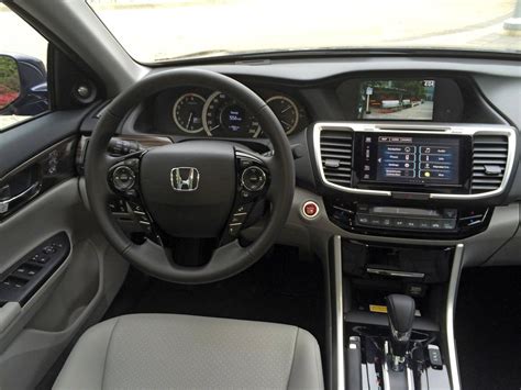 In Photos 2016 Honda Accord Inside And Out The Globe And Mail