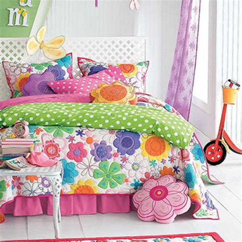 Best little girls bedroom furniture ideas home design girl. 8. #Company Kids Modern #Bloom Quilt Set - 10 #Pretty ...