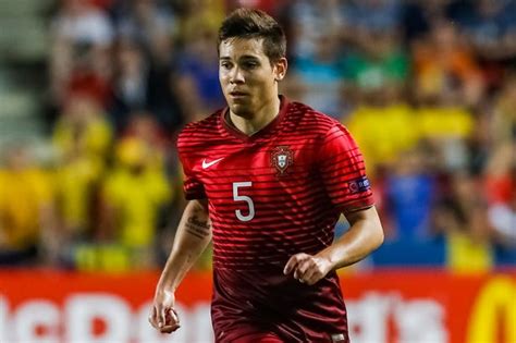 Select from premium raphael guerreiro of the highest quality. Newcastle transfer news: Lorient president values Magpies ...
