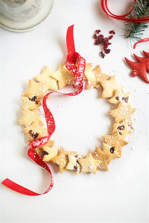 How To Make A Christmas Shortbread Star Wreath Make And Takes