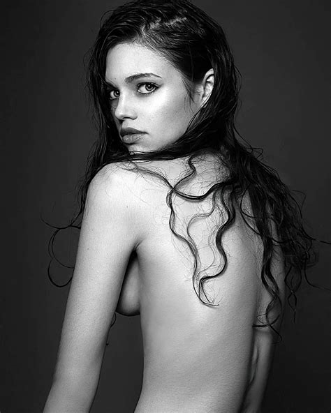 India Eisley Nude And Explicit Sex Scenes From Movies Scandal Planet