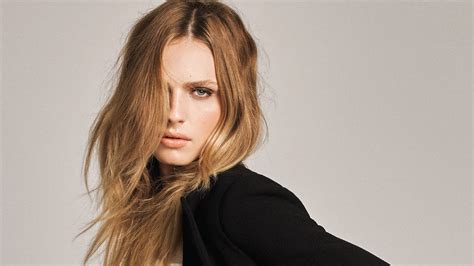 Transgender Model Andreja Pejic Lands First Major Magazine Cover Since