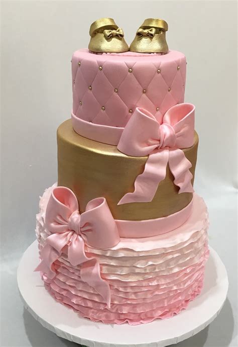 These baby butterflies are ideal for metering control. MyMoniCakes: Pink and gold baby shower cakes with ruffled ...
