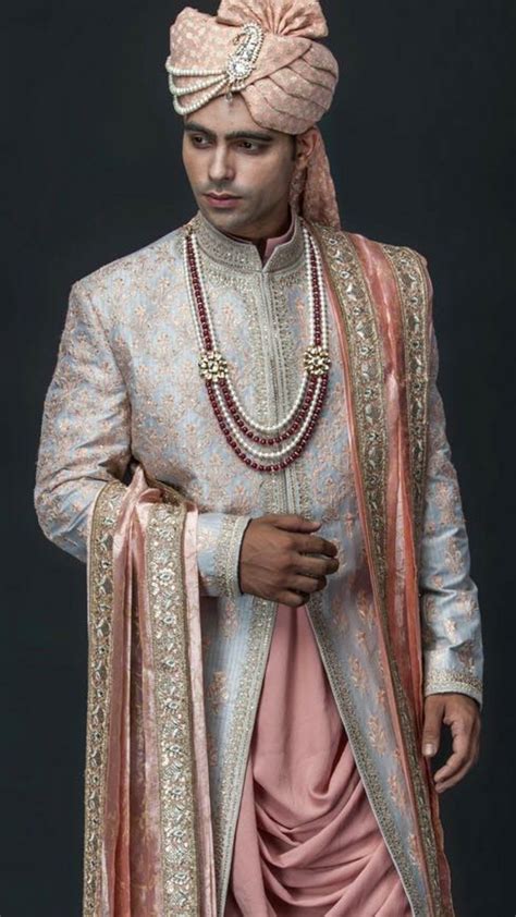Indian Wedding Poses Wedding Dresses Men Indian Indian Bridal Photos Indian Wedding Couple