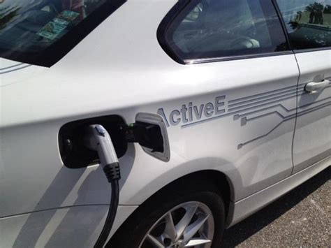 Rhode Island Electric Vehicle Rebate