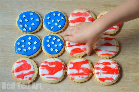 Easy 4th July Cookie Decorating Activity for Kids - Red Ted Art's Blog