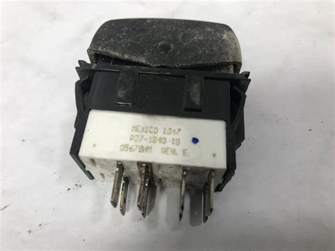 P27 1040 10 Kenworth T800 Dashconsole Switch For Sale
