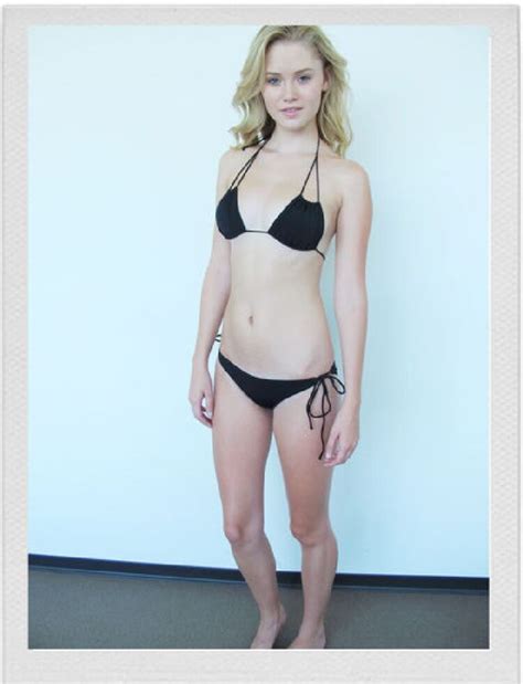 10 Latest Hot Virginia Gardner Bikini Pics