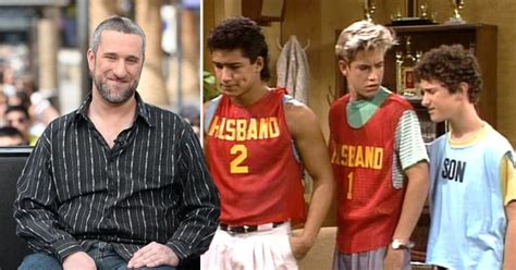 Dustin Diamond Dead Saved By The Bell Cast Pay Tribute To Late Actor