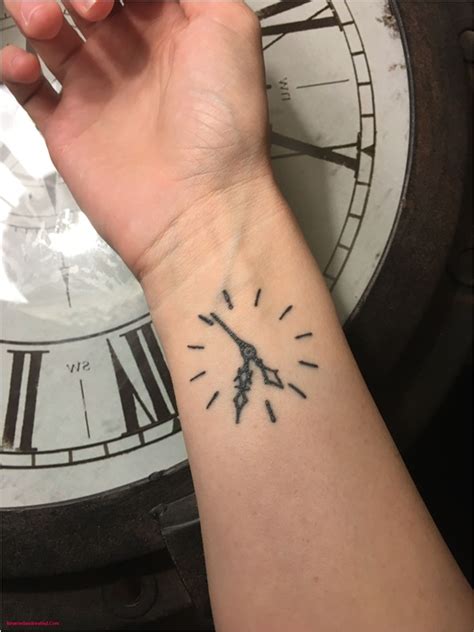 Small beach tattoos have solidified its base amongst the young adults first. 40 Best Small Tattoo Designs For Men With Meaning - Buzz Hippy