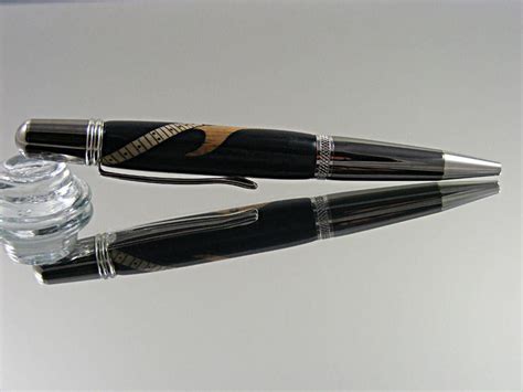 Inlayed Ink Pen In Black Ti And Platinum With Guitar Inlay Classic