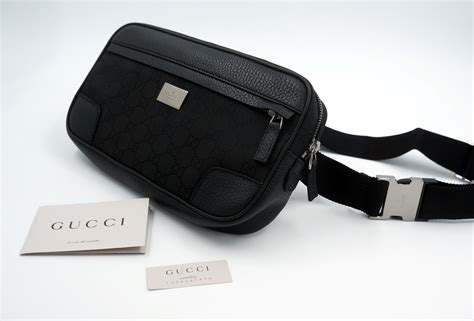 Im shop von breuninger finden sie eine große auswahl exklusiver und attraktiver artikel. Original GUCCI Gürtel Tasche Bauchtasche Unisex Schwarz ...