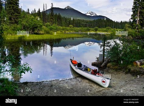 Bowron Lake Provincial Park Hi Res Stock Photography And Images Alamy