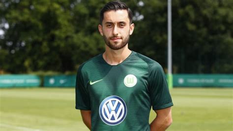 A noter que plusieurs clubs de ligue 1 dont les noms n'ont pas filtré, sont également intéressés par ripart. Malli will sich in Wolfsburg wieder empfehlen - Wechsel ...