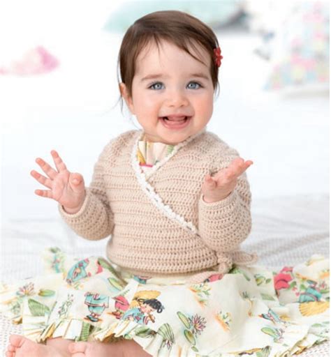 Free Patons Baby Kimono Crochet Cardigan Pattern ⋆ Crochet Kingdom