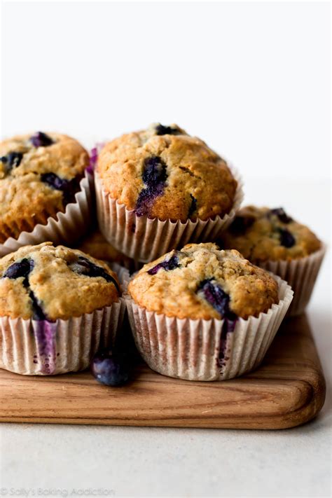 I have to admit though, the original muffin recipe that i've been following isn't really that healthy. Blueberry Oatmeal Muffins | Sally's Baking Addiction