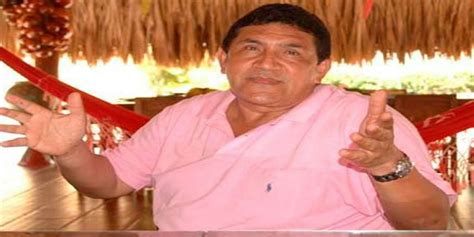 11 letras de poncho zuleta y mucho más. 'Poncho' Zuleta le sale al paso a las críticas de su beso con Silvestre Dangond