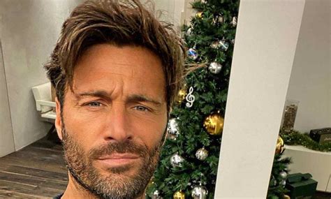 Net worth, overview, biography, birthday, family, and many filippo bisciglia was born on june 24, 1977 in rome, italy (43 years old). Filippo Bisciglia, la foto su Instagram stupisce: cosa gli è successo?