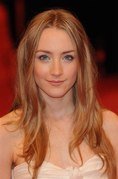 Here's how to pronounce the irish name saoirse. saoirse ronan is nominated at the 2020 oscars for actress in a leading role. Saoirse Ronan photo 28 of 400 pics, wallpaper - photo ...