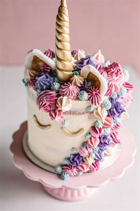 I whipped up a batch of my white velvet cake for this recipe because it tastes amazing but also is a very white cake so it takes the color really well. Unicorn Cake | How to make a unicorn cake, Butter cream ...