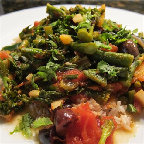 Moroccan Inspired Broccoli And Chard Vegan Recipes Healthy Csa Recipes