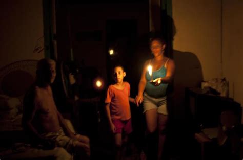Blackout In Cuba Effects Millions Photo 3 Pictures Cbs News