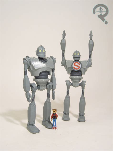 3142 Iron Giants The Figure In Question