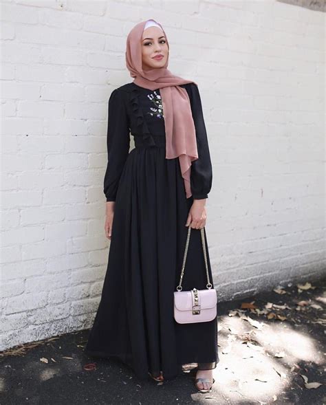 hijab fashion schön pinterest adarkurdish dresses muslimah dress hijab fashion muslimah fashion