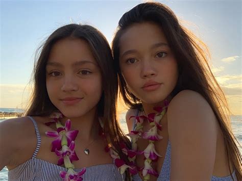 Lilyandmabel Mabel Chee Lily Chee Gal Pal Chees Friends Photography Luau Asian Beauty