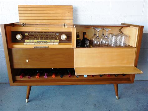10 New Uses For Old Furniture Reliable Remodeler Vintage Stereo