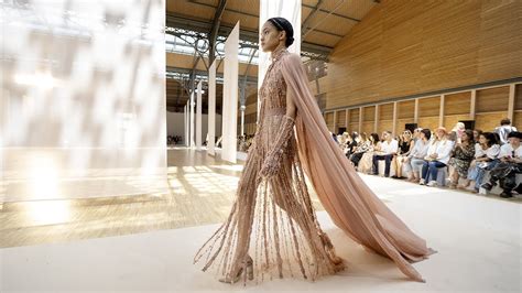 Elie Saab Haute Couture Fall Winter 20222023 Full Show Youtube