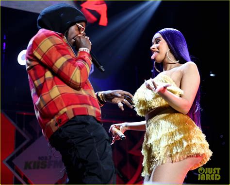 Cardi B Says Shes Back With Her Ex Offset Again Photo 4492884 Cardi