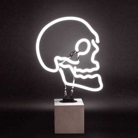 neon skull light
