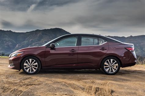 2020 Nissan Sentra First Drive Review Long Live The Sedan Carbuzz