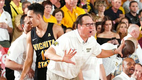 Wichita State Shockers Ride Second Half Wave For Maui Victory Espn