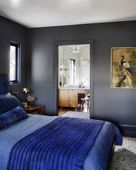 7 Keys To Know To Nail That Moody Yet Modern Look In Your Bedroom