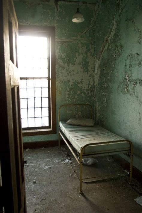 Abandoned Asylums Abandoned Buildings Abandoned Places Hospital