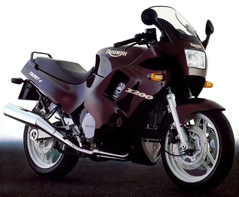 Review Of Triumph Trophy 1200 1992 Pictures Live Photos And Description