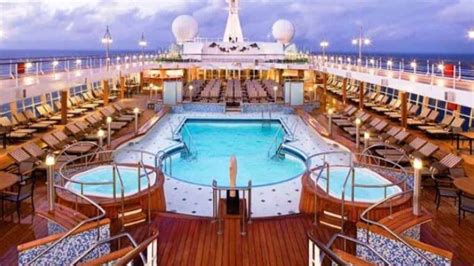 Harga Tiket Kapal Pesiar Dream Cruise Dengan Kapasiti Memuatkan Lebih