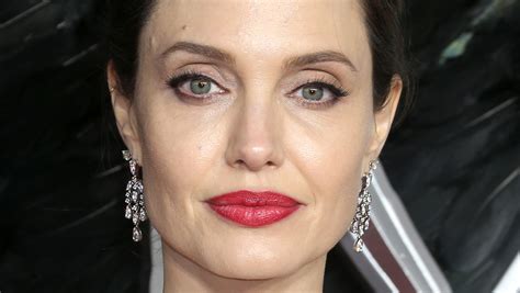 Angelina Jolie S Stunning Net Worth Revealed