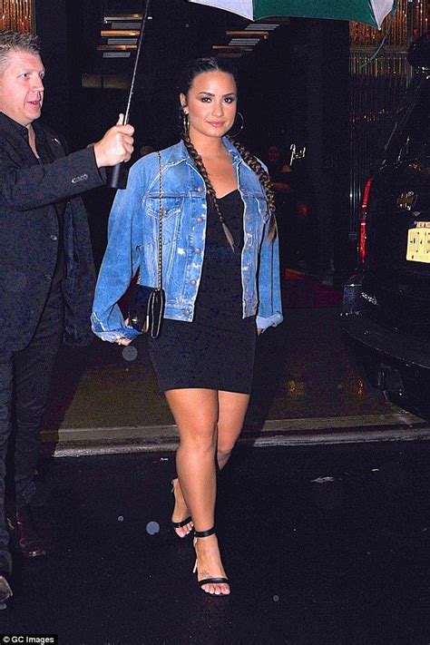 Demi Lovato Shows Off Her Fab Figure In Bodysuit For Ny Concert Demi