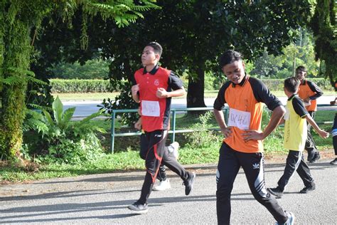 Visi smk bukit sentosa 2. SMK BUKIT SENTOSA: Kejohanan Merentas Desa Kali Ke-22