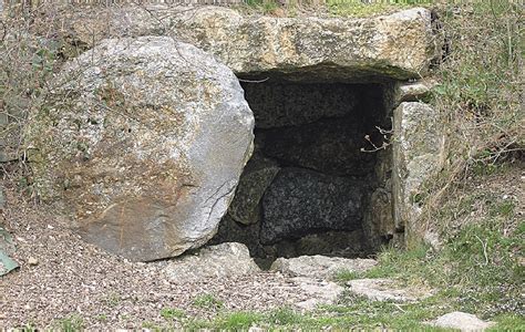 Wofür ist Jesus gestorben und auferstanden? — Katholische ...