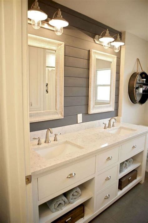 80 Good Modern Farmhouse Master Bathroom Remodel Ideas
